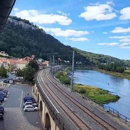 Апартаменты Elbblick Кёнигштайн-ан-дер-Эльбе Экстерьер фото